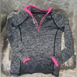 EUC Reebok Girls athletic brushed inside, 1/4 zip up top. Heather Gray XS S 6/8
